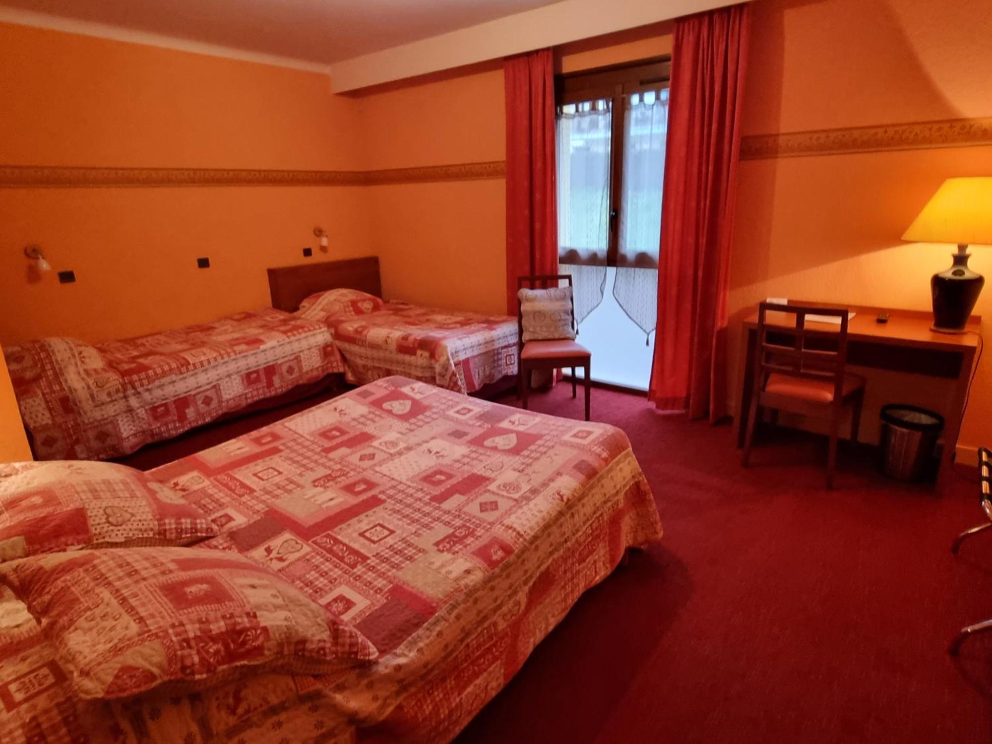 Hotel Bellevue Ayse Exteriör bild