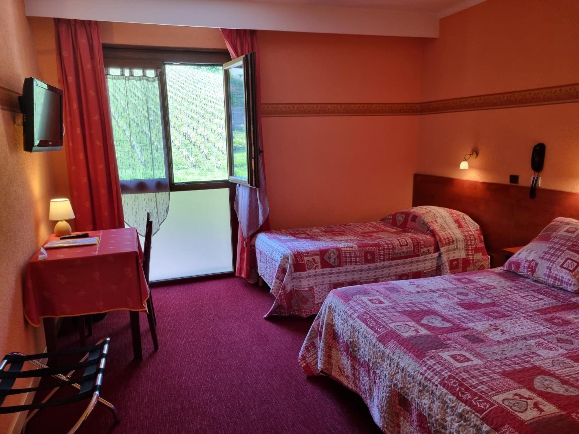 Hotel Bellevue Ayse Exteriör bild
