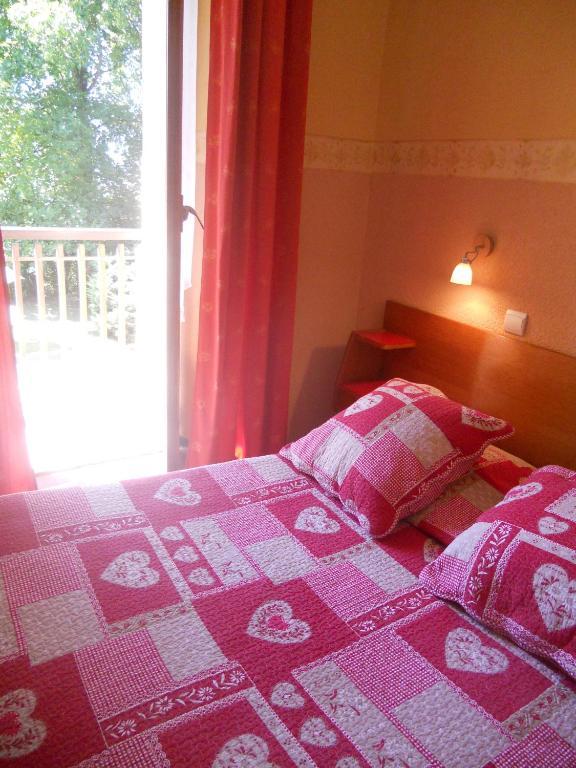 Hotel Bellevue Ayse Rum bild